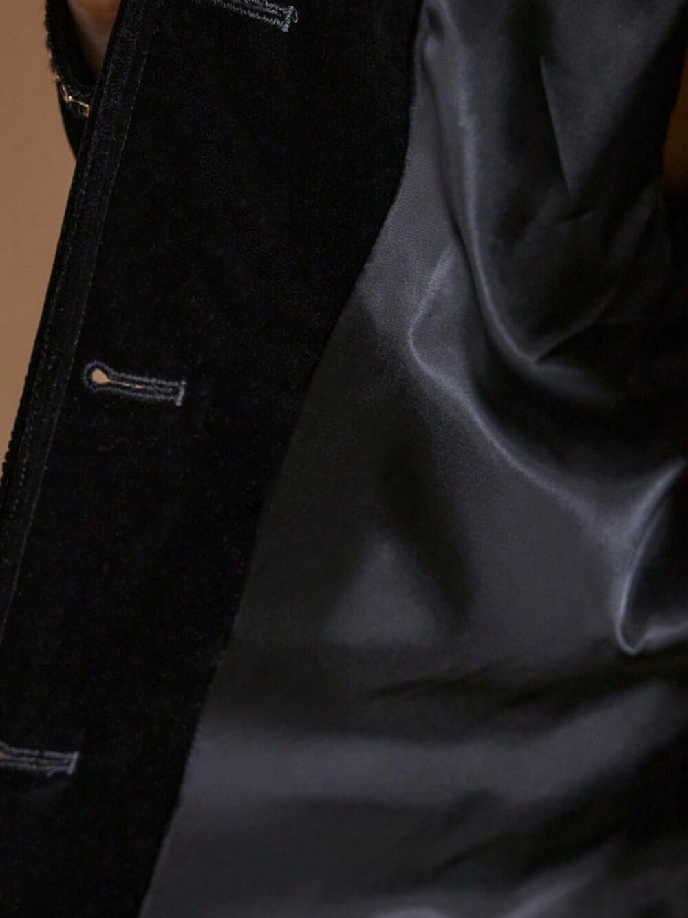 Black Elegant Women's Velvet Contrast Binding Jacket - Picture 6 of 6